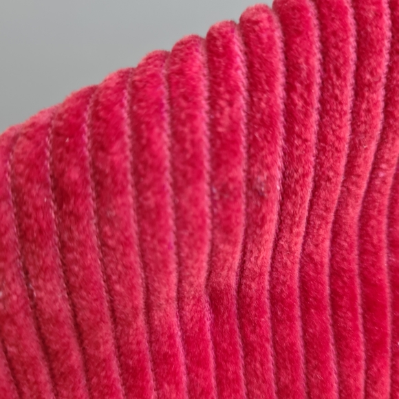 Red corduroy jacket with plaid lining - Picture 15 of 15